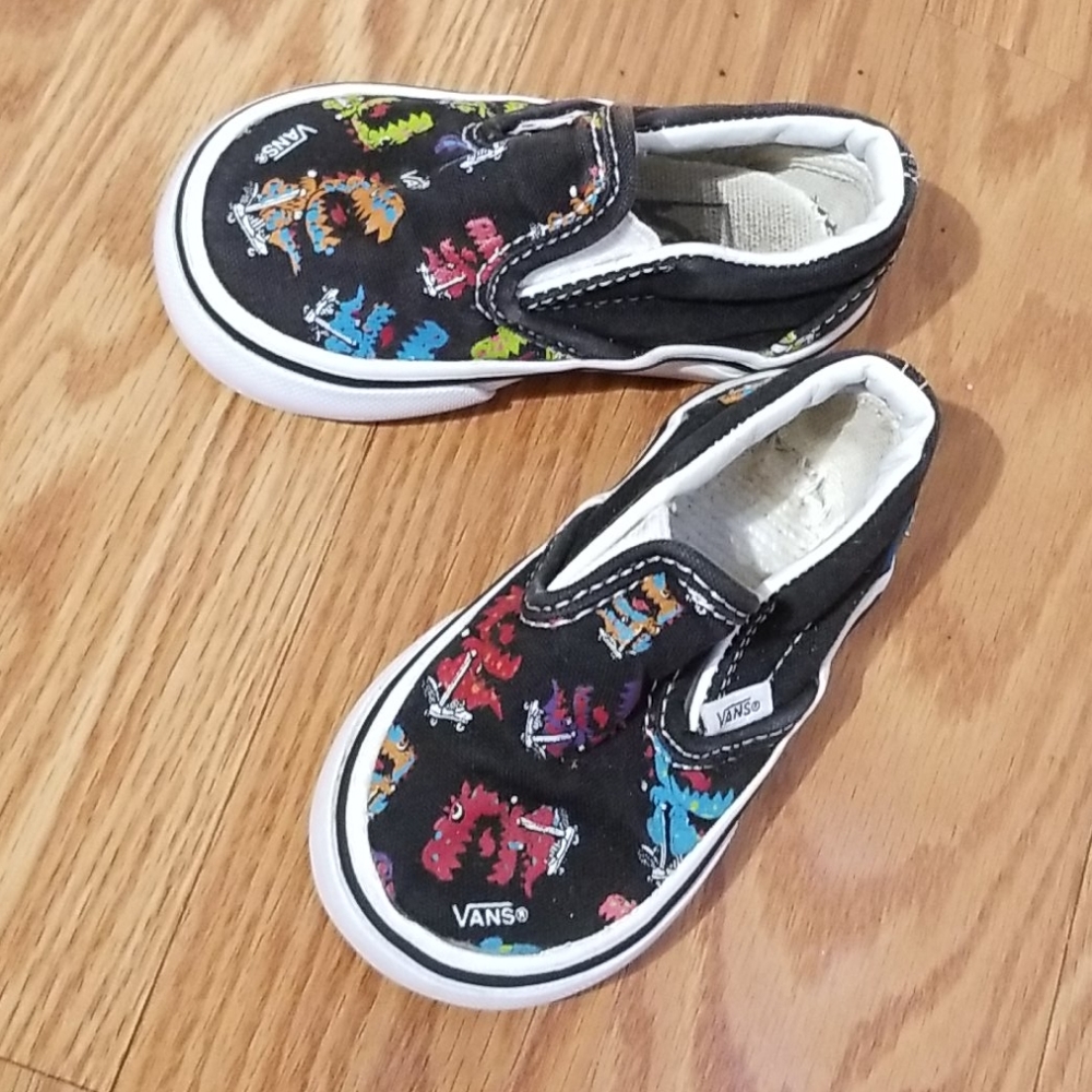 Van slip on‎ t4